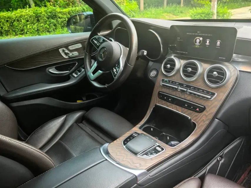 2022 Mercedes-Benz GLC Class 2.0T 197HP L4 9AT,autocango,china used car exporter,china ev exporter,chinese used car exporter,chinese used ev exporter
