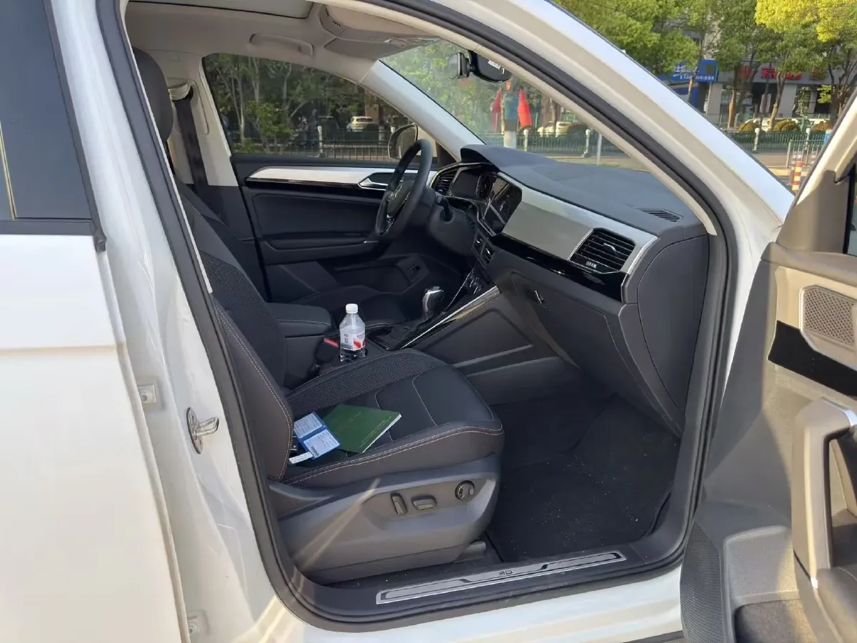 2021 Volkswagen Tayron 2.0T 186HP L4 7DCT,autocango,china used car exporter,china ev exporter,chinese used car exporter,chinese used ev exporter