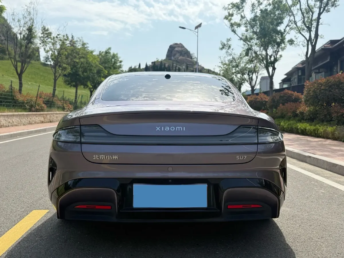 2024 MI SU7 BEV 73.6KWH,autocango,china used car exporter,china ev exporter,chinese used car exporter,chinese used ev exporter