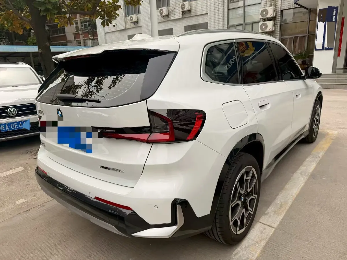 2025 BMW X1 2.0T 204HP L4 7DCT,autocango,china used car exporter,china ev exporter,chinese used car exporter,chinese used ev exporter