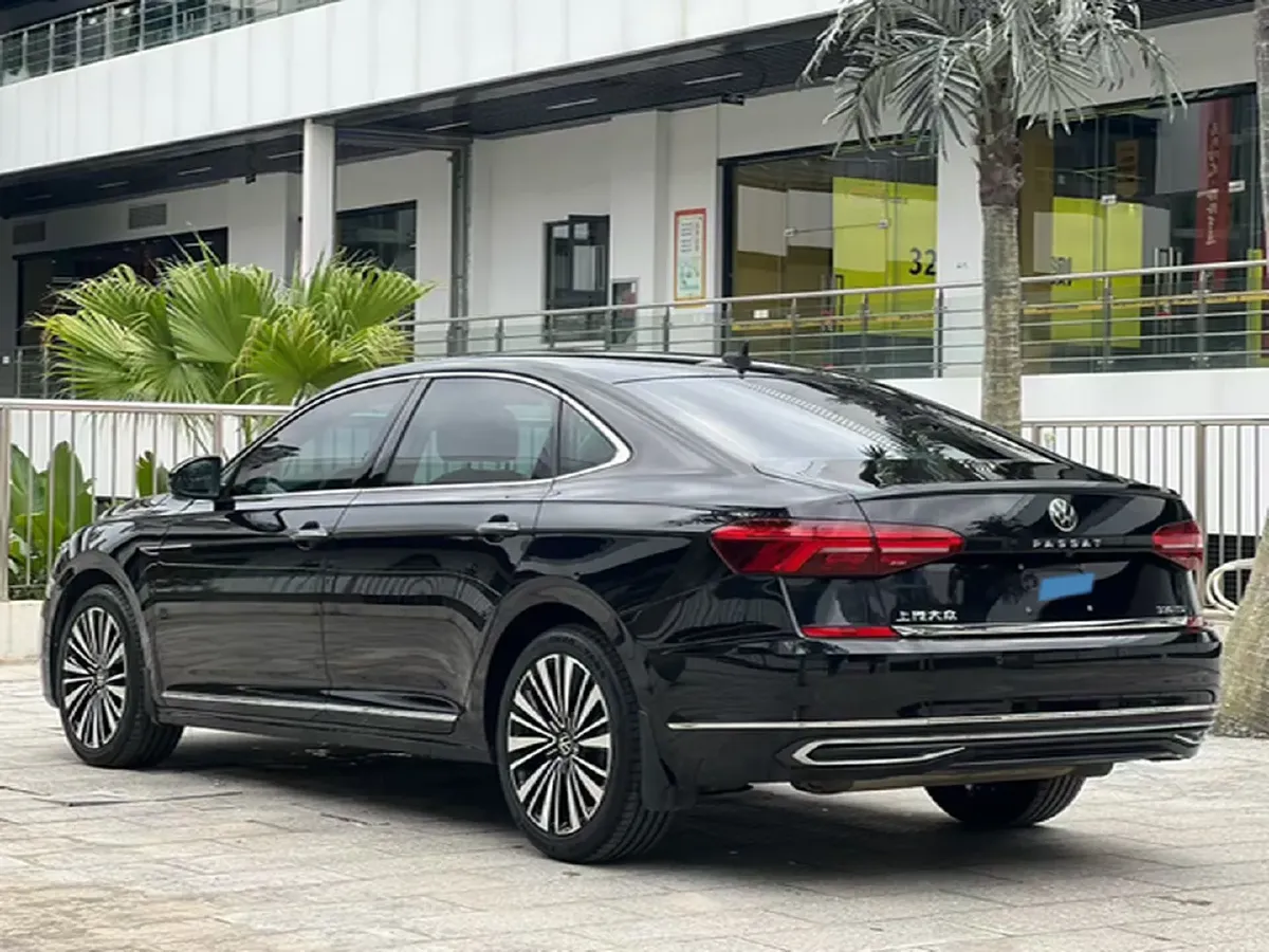 2020 Volkswagen Passat 2.0T 186HP L4 7DCT,autocango,china used car exporter,china ev exporter,chinese used car exporter,chinese used ev exporter