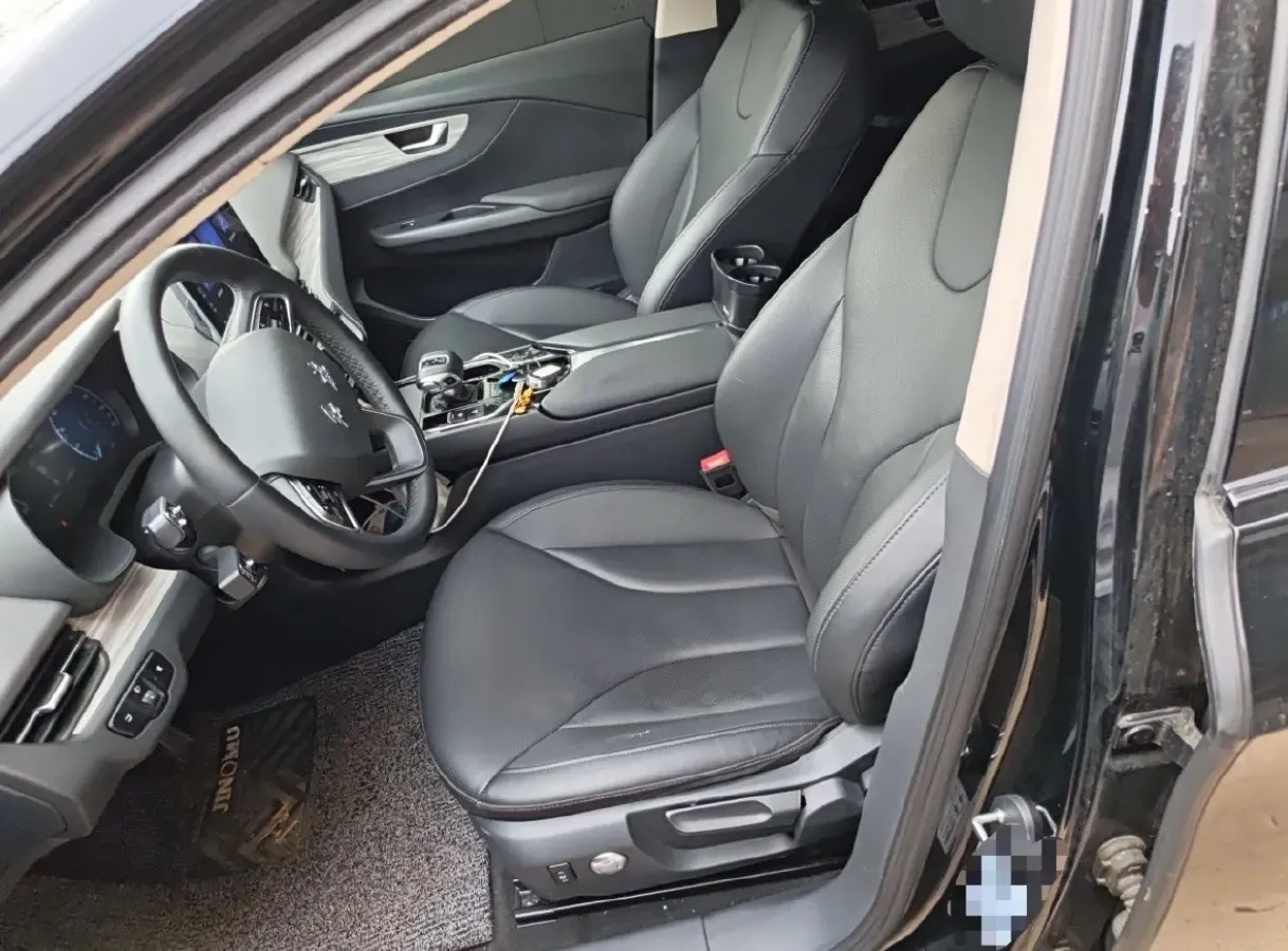 2022 HongQi E-QM5 BEV 54KWH,autocango,china used car exporter,china ev exporter,chinese used car exporter,chinese used ev exporter