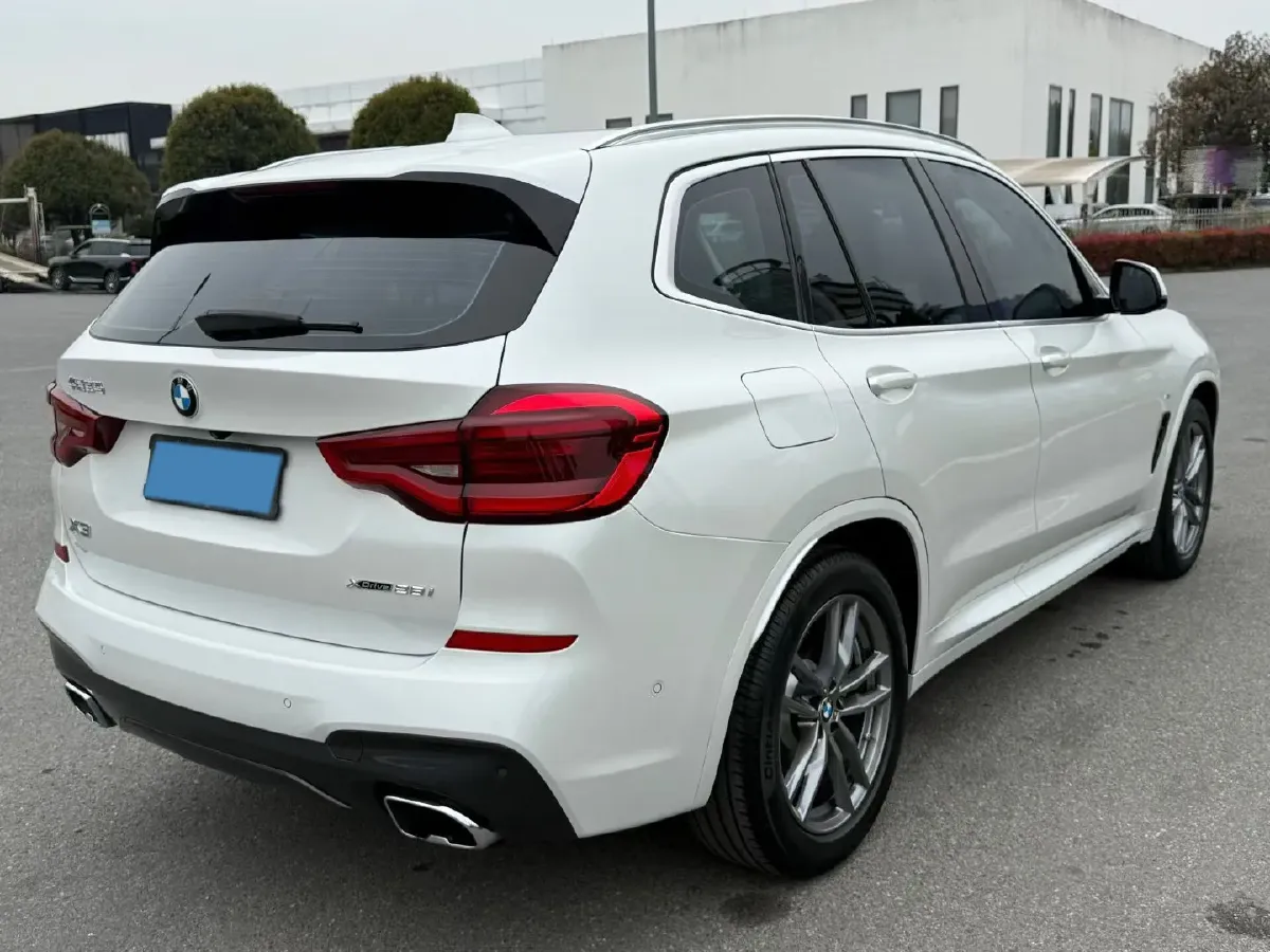 2021 BMW X3 2.0T 224HP L4 8AT,autocango,china used car exporter,china ev exporter,chinese used car exporter,chinese used ev exporter