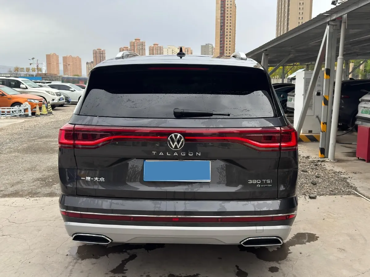 2024 Volkswagen Talagon 2.0T 220HP L4 7DCT,autocango,china used car exporter,china ev exporter,chinese used car exporter,chinese used ev exporter