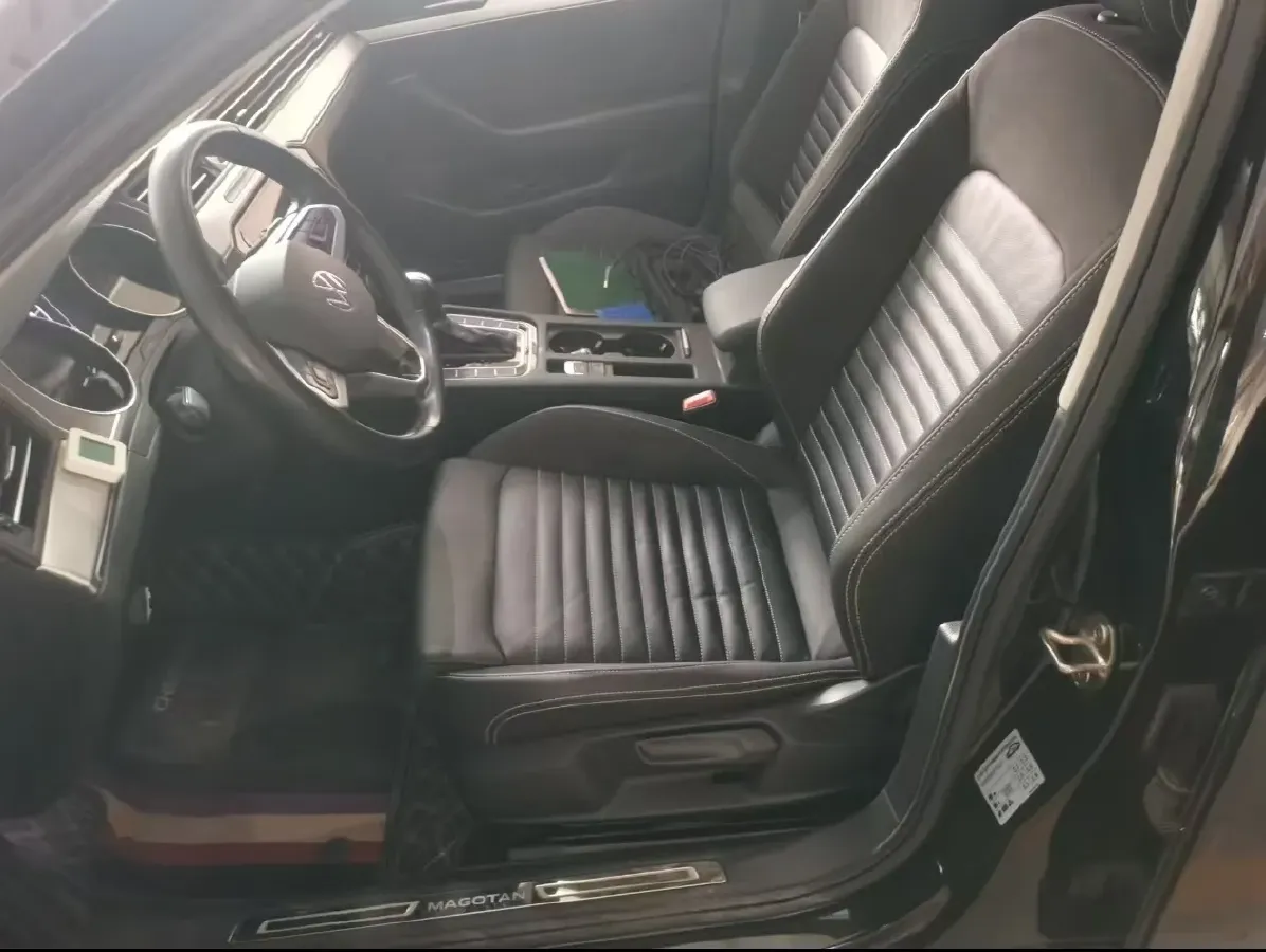 2020 Volkswagen Magotan 1.4T 150HP L4 7DCT,autocango,china used car exporter,china ev exporter,chinese used car exporter,chinese used ev exporter