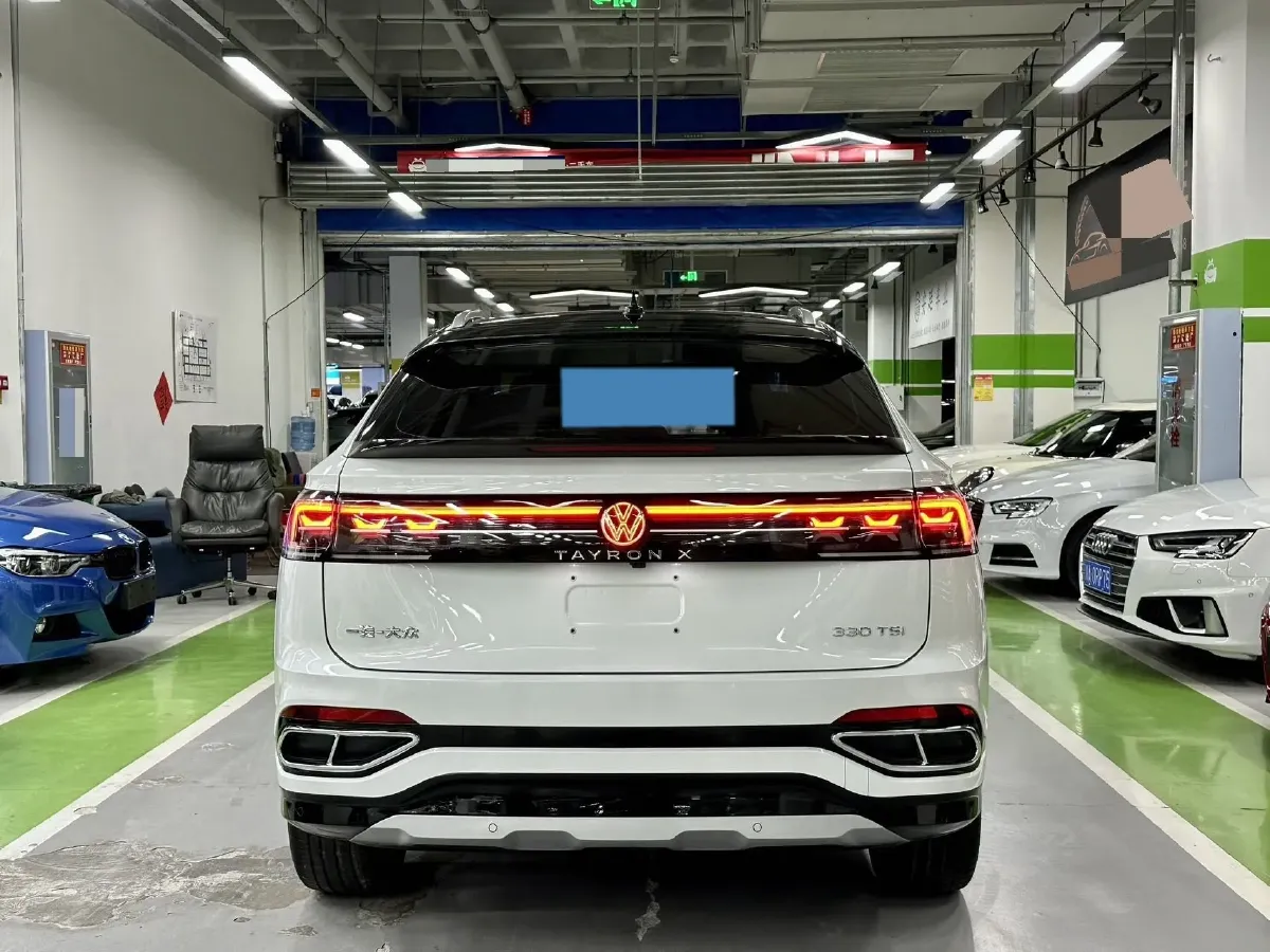 2023 Volkswagen Tayron X 2.0T 186HP L4 7DCT,autocango,china used car exporter,china ev exporter,chinese used car exporter,chinese used ev exporter
