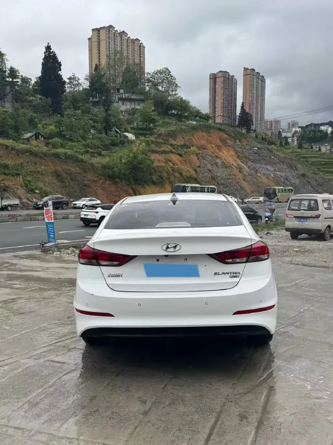 2018 Hyundai Elantra 1.6L 130HP L4 6AT,autocango,china used car exporter,china ev exporter,chinese used car exporter,chinese used ev exporter