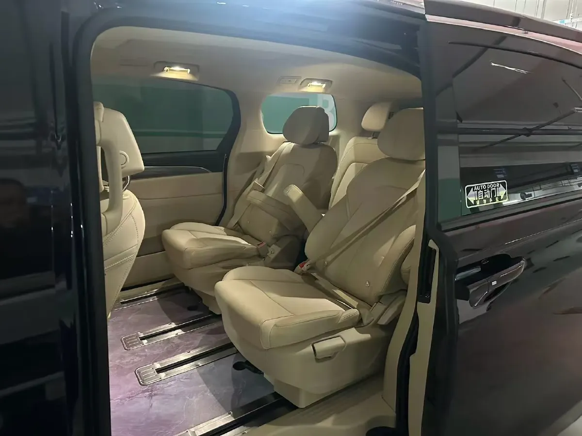 2025 Buick GL8 1.5T 180HP L4 2DHT PHEV,autocango,china used car exporter,china ev exporter,chinese used car exporter,chinese used ev exporter