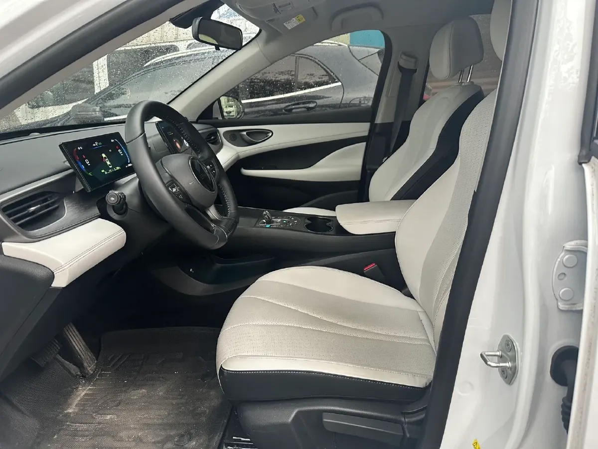 2025 BYD Seal05 DM-i 1.5L 101HP L4 E-CVT PHEV 7.68KWH,autocango,china used car exporter,china ev exporter,chinese used car exporter,chinese used ev exporter