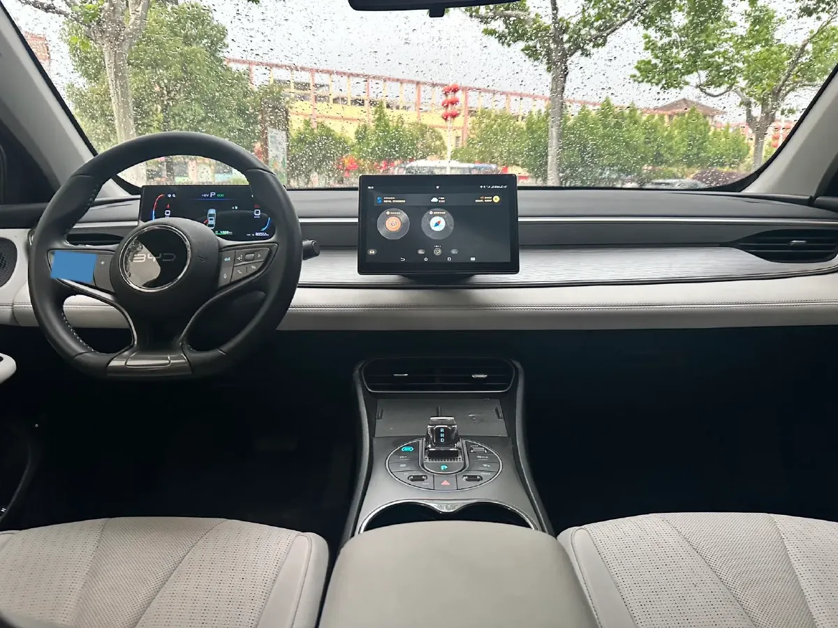 2025 BYD Seal05 DM-i 1.5L 101HP L4 E-CVT PHEV 7.68KWH,autocango,china used car exporter,china ev exporter,chinese used car exporter,chinese used ev exporter