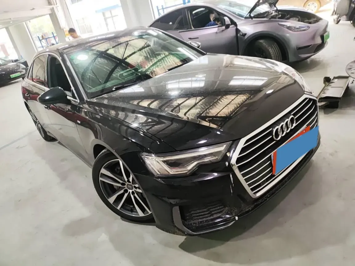 2020 Audi A6L 2.0T 190HP L4 7DCT,autocango,china used car exporter,china ev exporter,chinese used car exporter,chinese used ev exporter