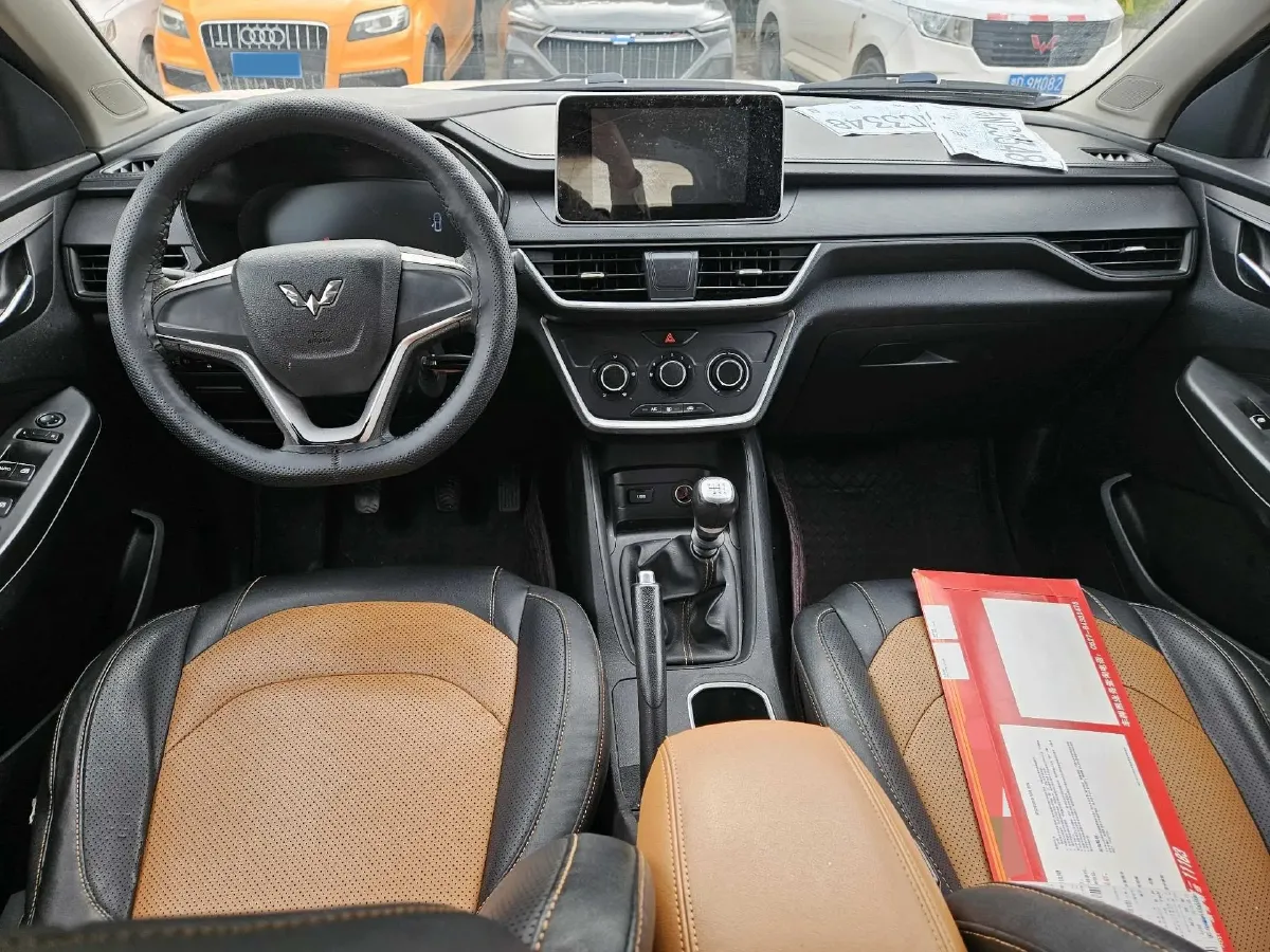 2019 WuLing HongGuang S3 1.5L 99HP L4 6MT,autocango,china used car exporter,china ev exporter,chinese used car exporter,chinese used ev exporter