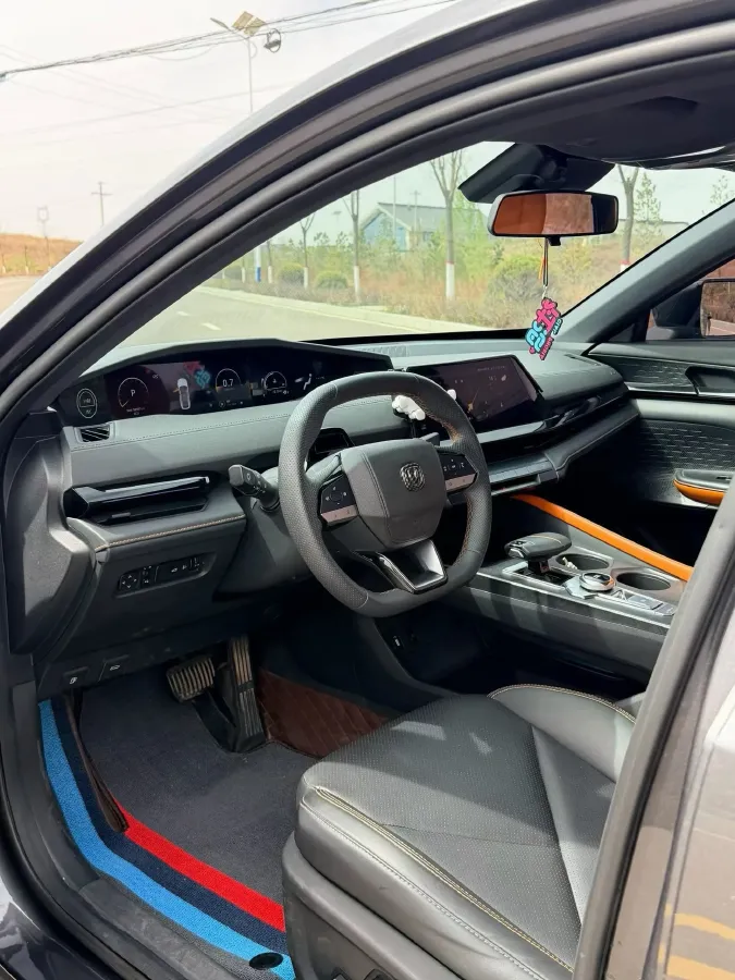 2022 ChangAn UNI-V 1.5T 188HP L4 7DCT,autocango,china used car exporter,china ev exporter,chinese used car exporter,chinese used ev exporter