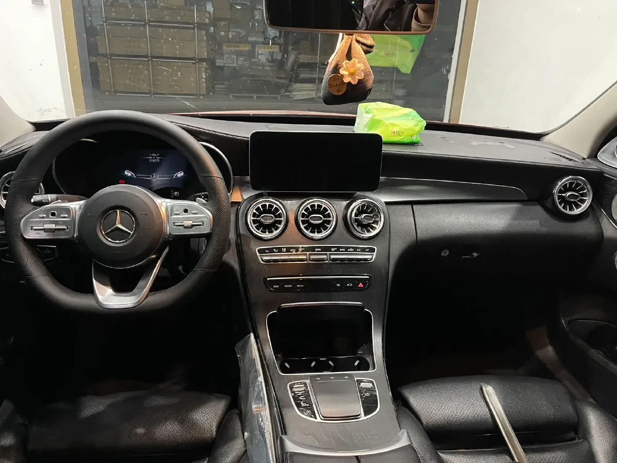 2020 Mercedes-Benz C Class 1.5T 156HP L4 9AT,autocango,china used car exporter,china ev exporter,chinese used car exporter,chinese used ev exporter