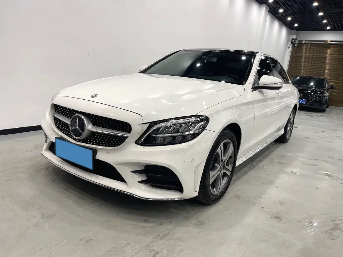 2020 Mercedes-Benz C Class 1.5T 156HP L4 9AT,autocango,china used car exporter,china ev exporter,chinese used car exporter,chinese used ev exporter