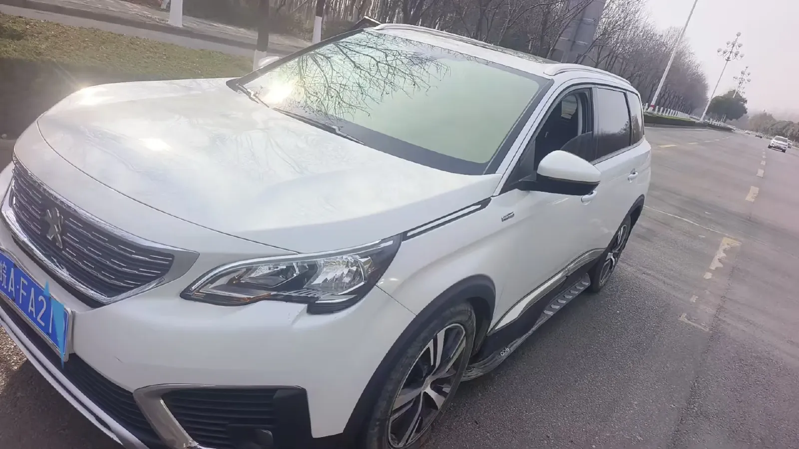 2019 Peugeot 5008 1.6T 167HP L4 6AT,autocango,china used car exporter,china ev exporter,chinese used car exporter,chinese used ev exporter