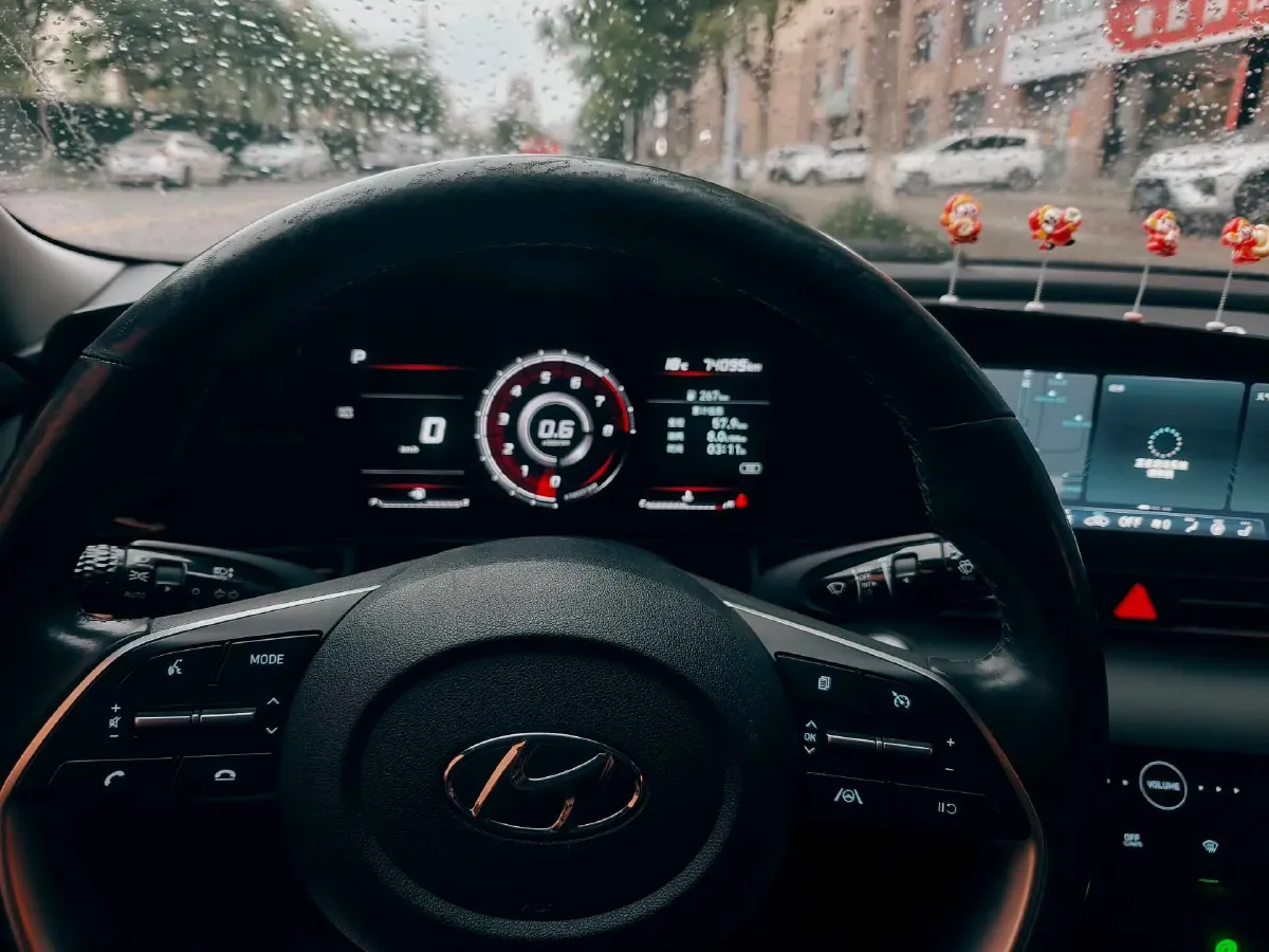 2021 Hyundai Elantra 1.5L 115HP L4 CVT,autocango,china used car exporter,china ev exporter,chinese used car exporter,chinese used ev exporter