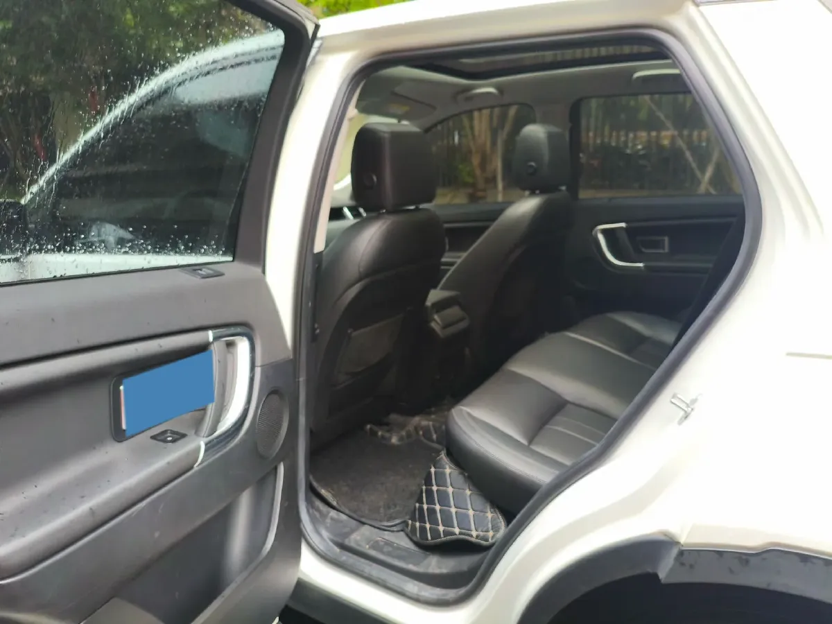 2019 Land Rover Discovery Sport 2.0T 241HP L4 9AT,autocango,china used car exporter,china ev exporter,chinese used car exporter,chinese used ev exporter