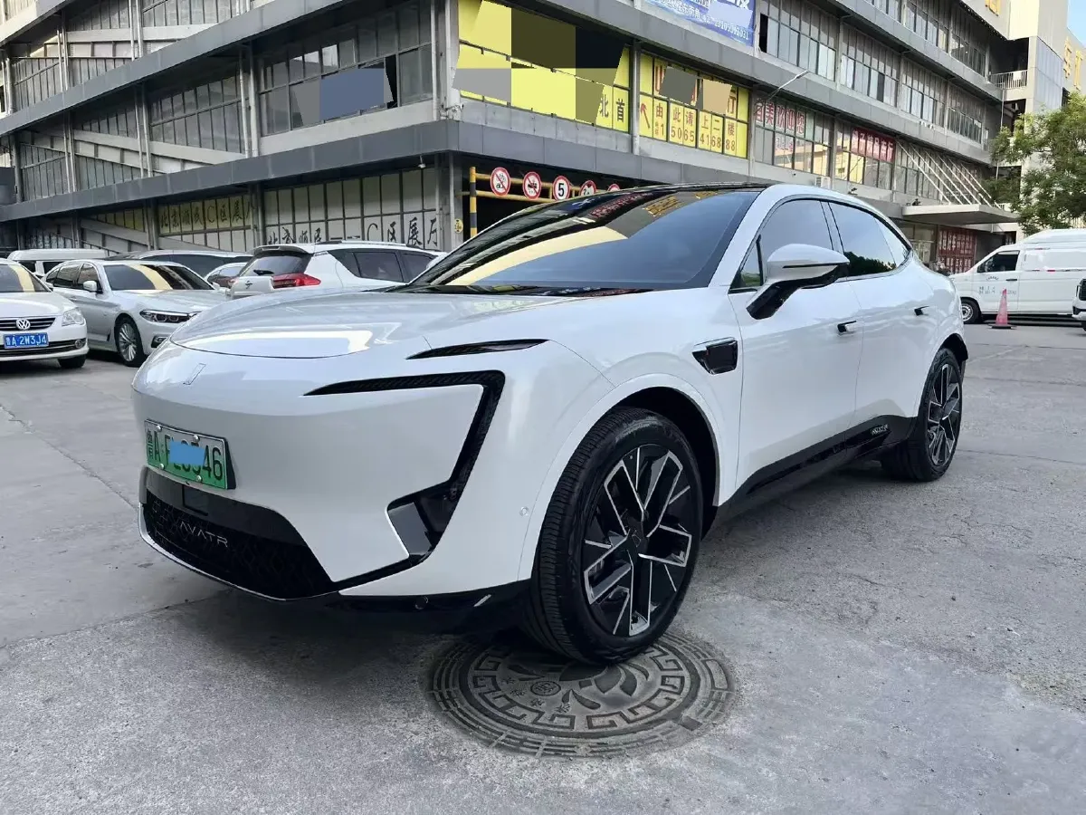 2025 Avatr 11 1.5T 156HP L4 REEV,autocango,china used car exporter,china ev exporter,chinese used car exporter,chinese used ev exporter
