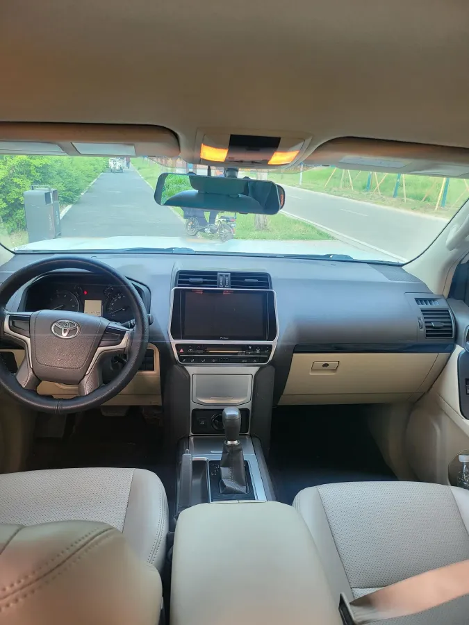 2017 Toyota Corolla 1.6L 122HP L4 CVT,autocango,china used car exporter,china ev exporter,chinese used car exporter,chinese used ev exporter