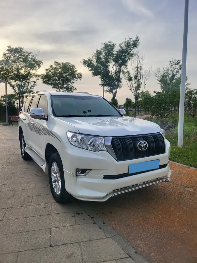 2017 Toyota Corolla 1.6L 122HP L4 CVT,autocango,china used car exporter,china ev exporter,chinese used car exporter,chinese used ev exporter