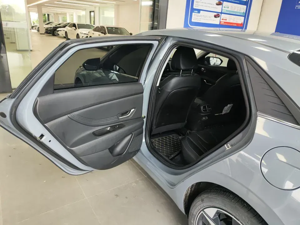 2022 Hyundai Elantra 1.5L 115HP L4 CVT,autocango,china used car exporter,china ev exporter,chinese used car exporter,chinese used ev exporter