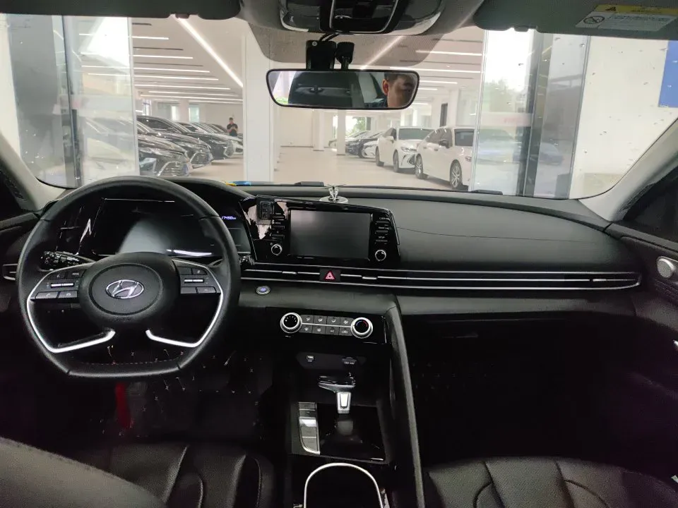 2022 Hyundai Elantra 1.5L 115HP L4 CVT,autocango,china used car exporter,china ev exporter,chinese used car exporter,chinese used ev exporter