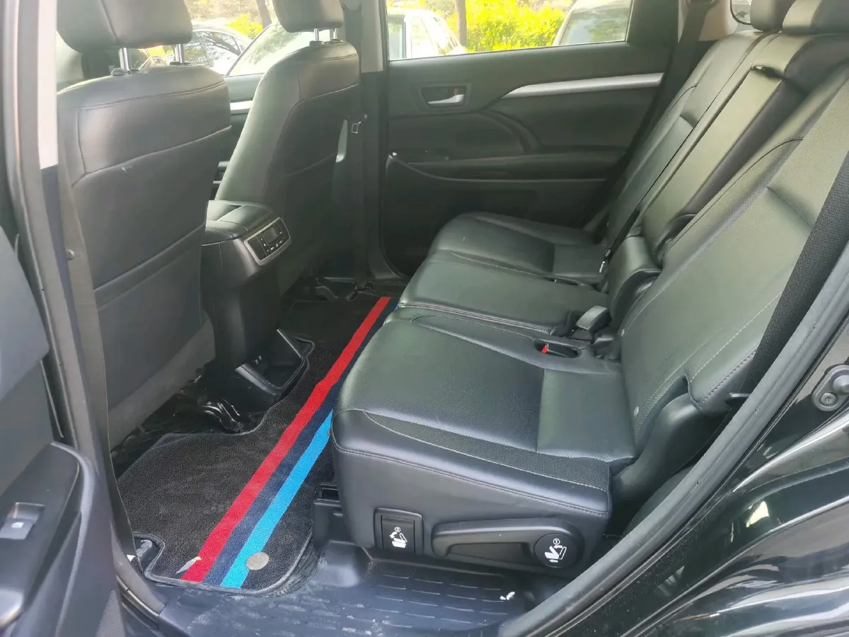 2018 Toyota Highlander 2.0T 220HP L4 6AT,autocango,china used car exporter,china ev exporter,chinese used car exporter,chinese used ev exporter