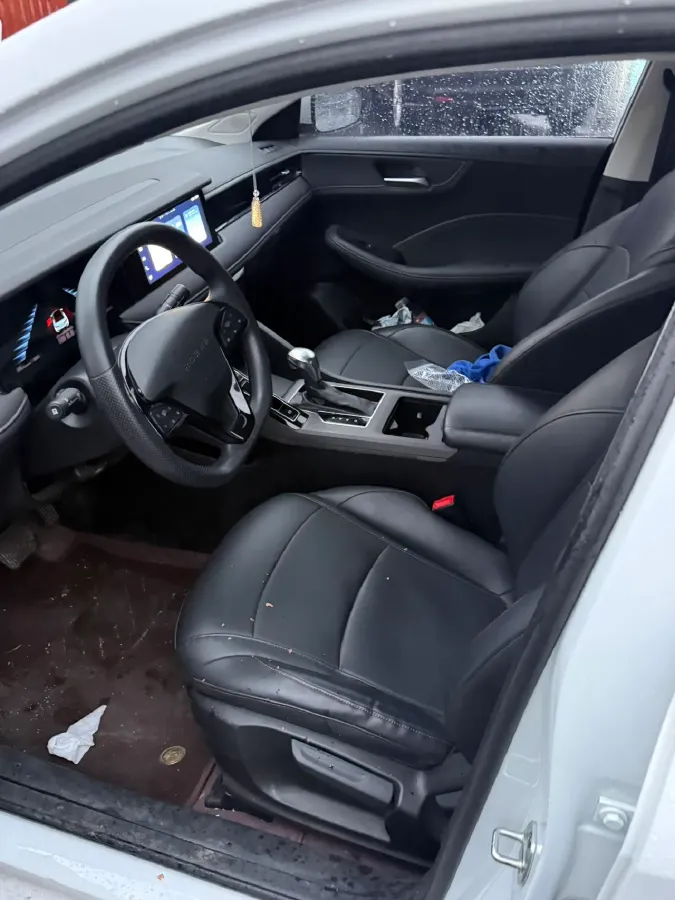 2023 Roewe i5 1.5L 129HP L4 CVT,autocango,china used car exporter,china ev exporter,chinese used car exporter,chinese used ev exporter