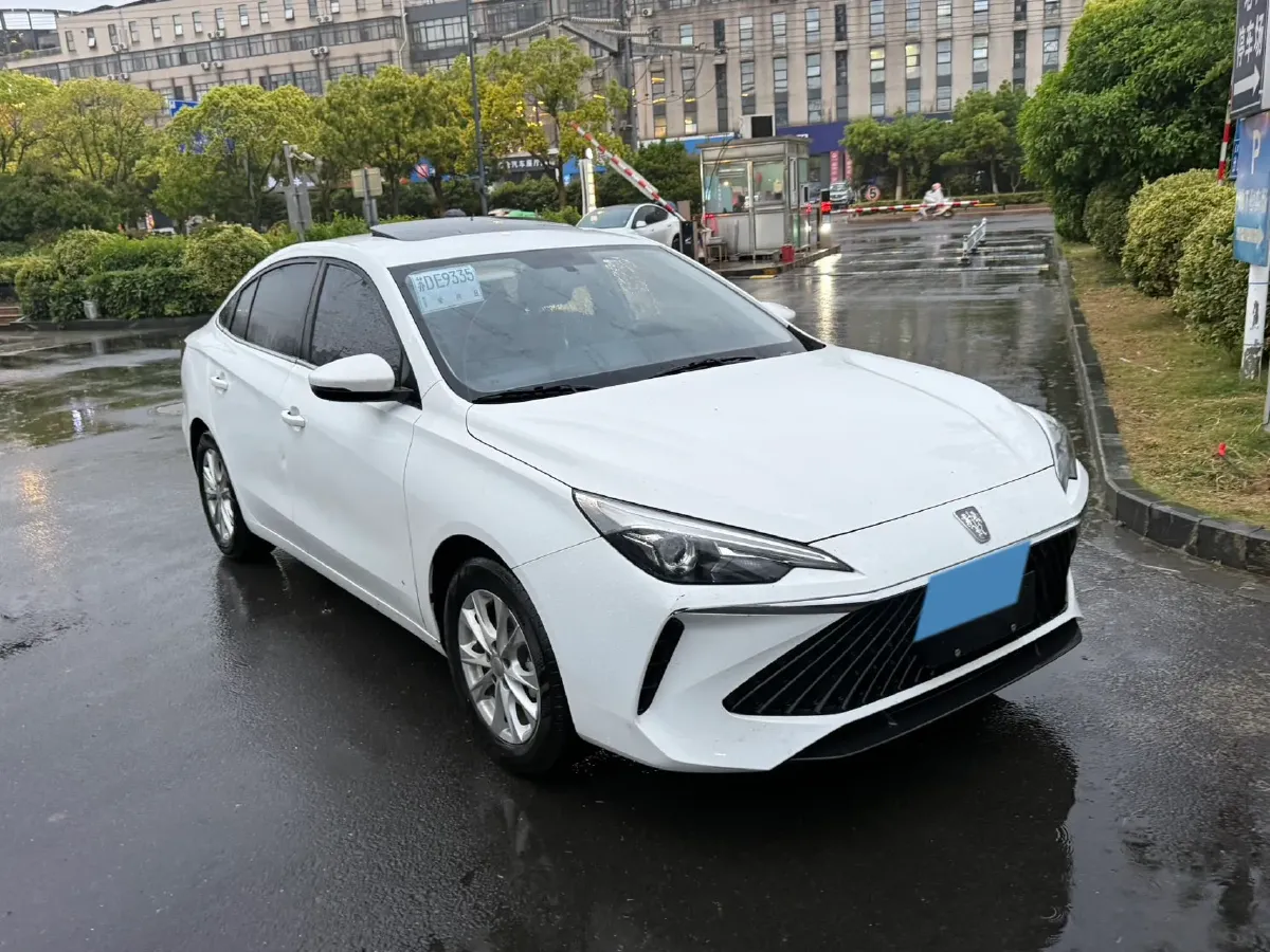 2023 Roewe i5 1.5L 129HP L4 CVT,autocango,china used car exporter,china ev exporter,chinese used car exporter,chinese used ev exporter