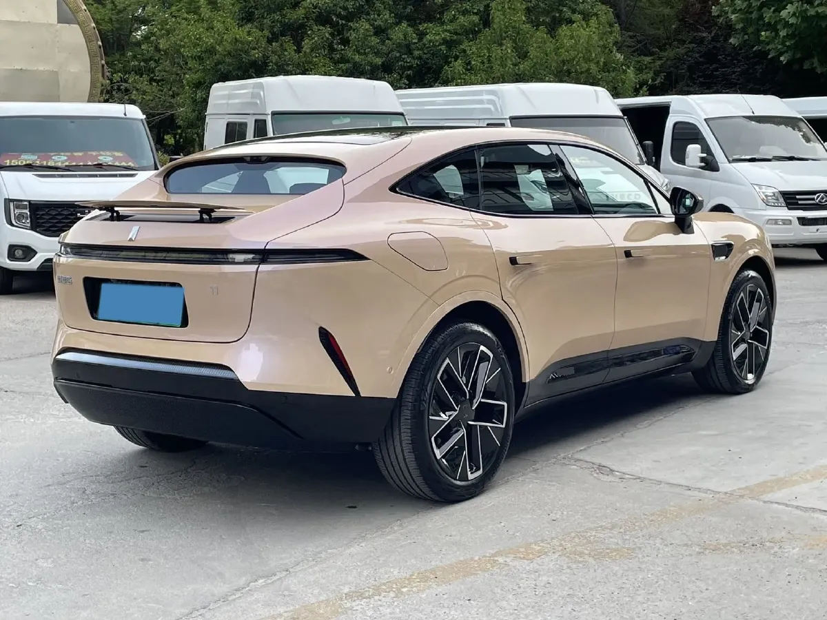 2025 Avatr 11 1.5T 156HP L4 REEV,autocango,china used car exporter,china ev exporter,chinese used car exporter,chinese used ev exporter