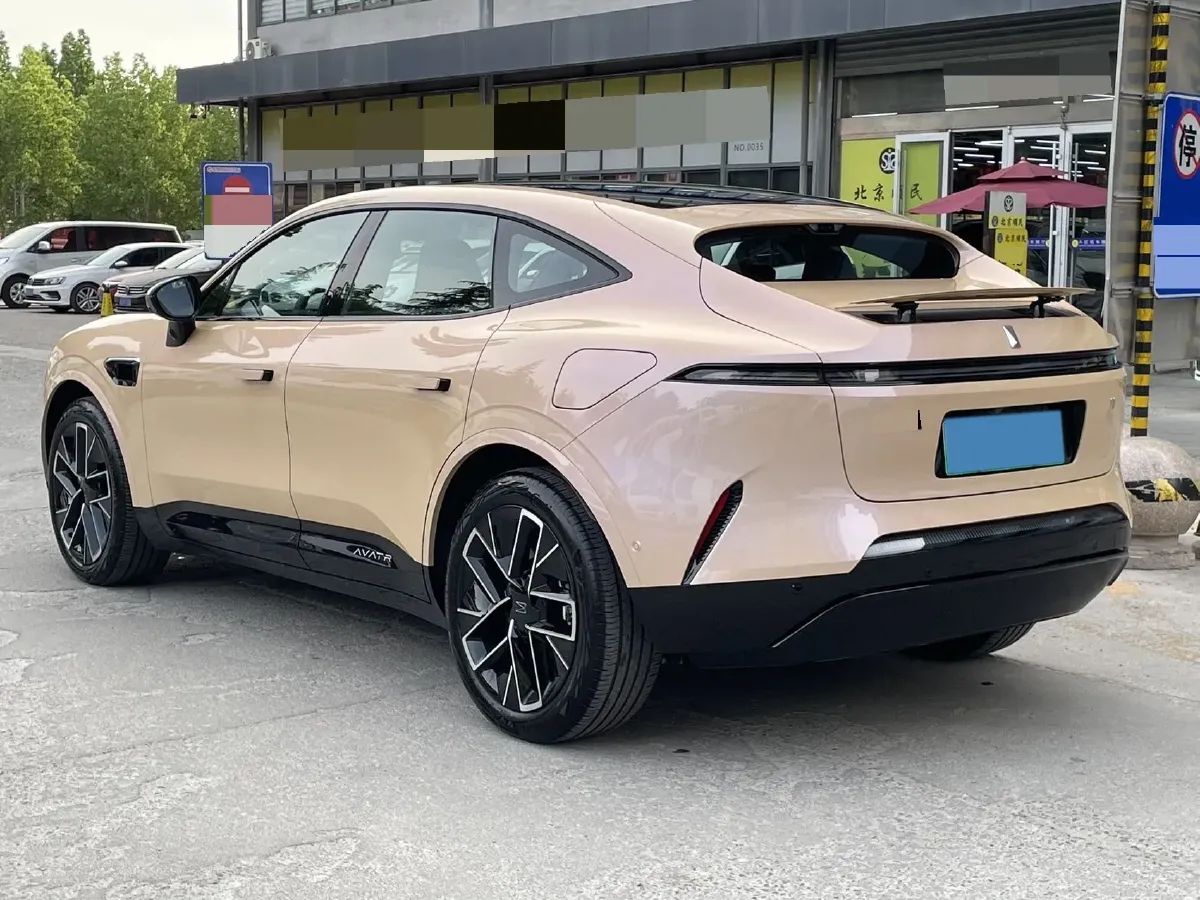 2025 Avatr 11 1.5T 156HP L4 REEV,autocango,china used car exporter,china ev exporter,chinese used car exporter,chinese used ev exporter