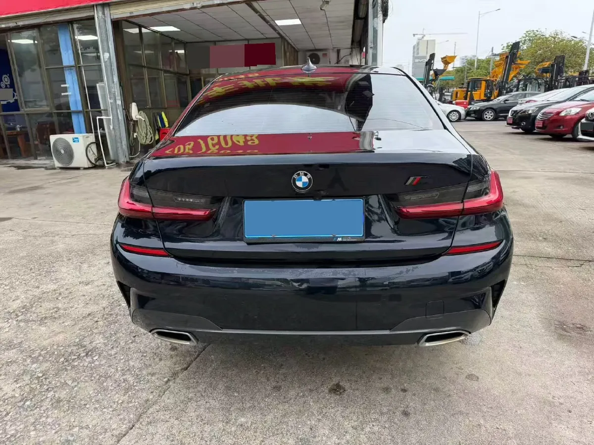 2022 BMW 3 Series 2.0T 184HP L4 8AT,autocango,china used car exporter,china ev exporter,chinese used car exporter,chinese used ev exporter