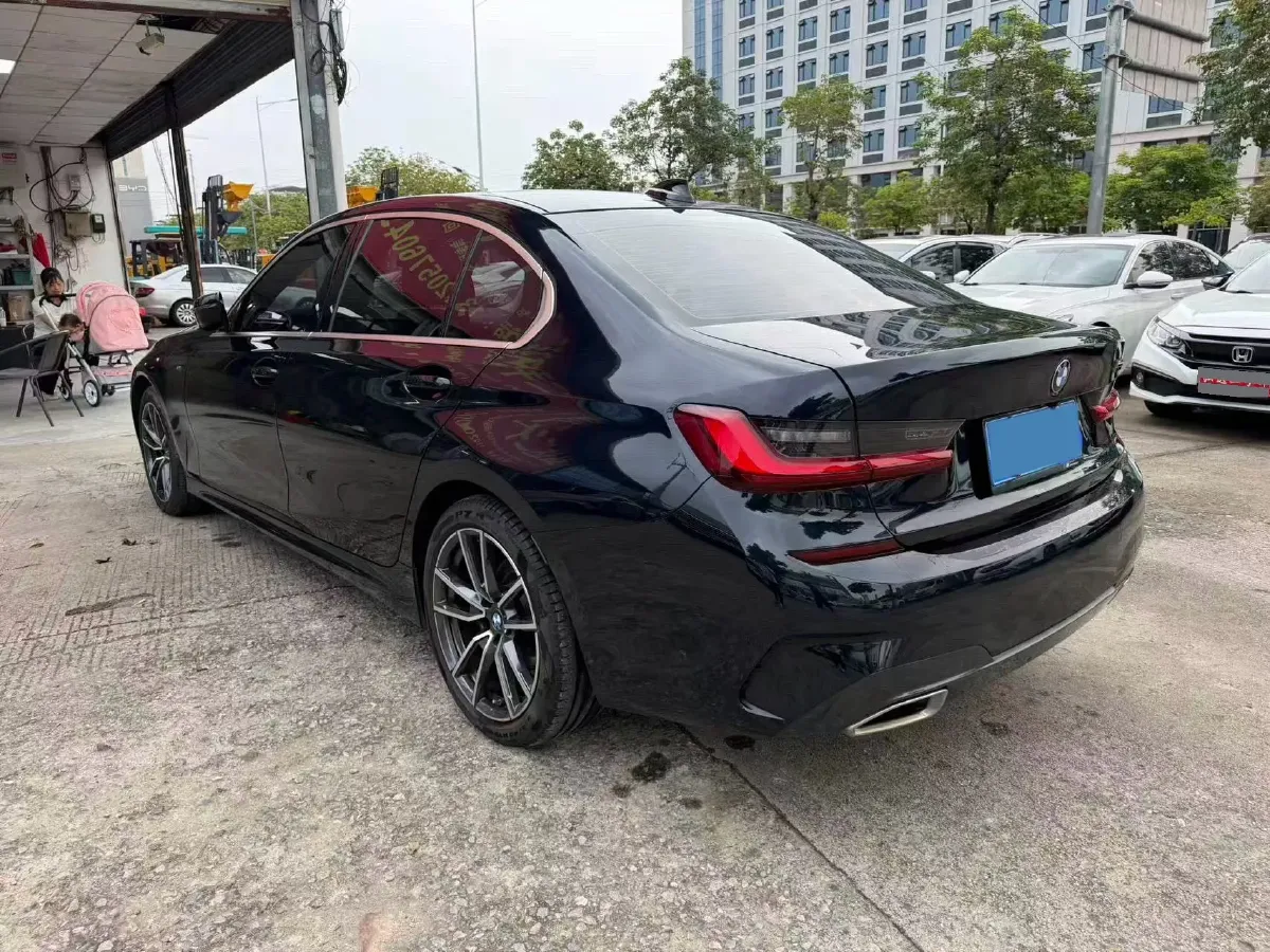 2022 BMW 3 Series 2.0T 184HP L4 8AT,autocango,china used car exporter,china ev exporter,chinese used car exporter,chinese used ev exporter