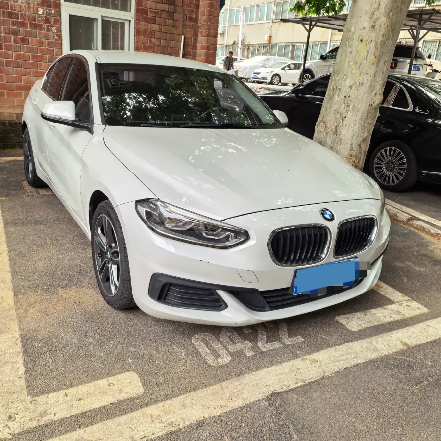 2020 BMW 1 Series 1.5T 140HP L3 7DCT,autocango,china used car exporter,china ev exporter,chinese used car exporter,chinese used ev exporter