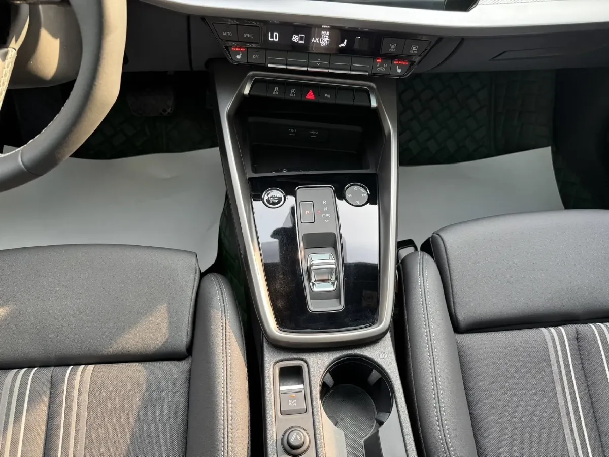 2023 Audi A3 1.4T 150HP L4 7DCT,autocango,china used car exporter,china ev exporter,chinese used car exporter,chinese used ev exporter