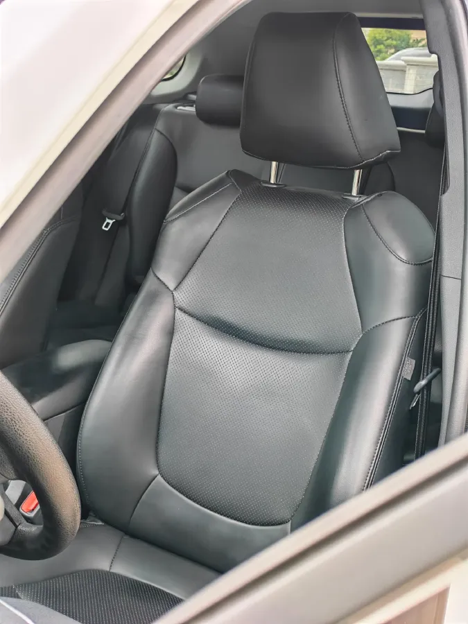 2023 Toyota Corolla Cross 2.0L 152HP L4 E-CVT Hybrid,autocango,china used car exporter,china ev exporter,chinese used car exporter,chinese used ev exporter