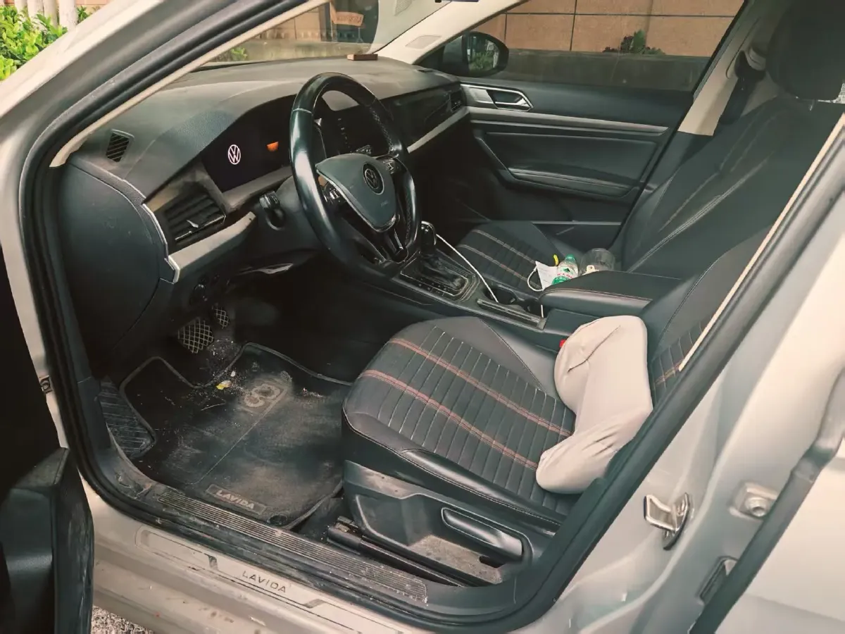 2021 Volkswagen Lavida 1.5L 113HP L4 6AT,autocango,china used car exporter,china ev exporter,chinese used car exporter,chinese used ev exporter