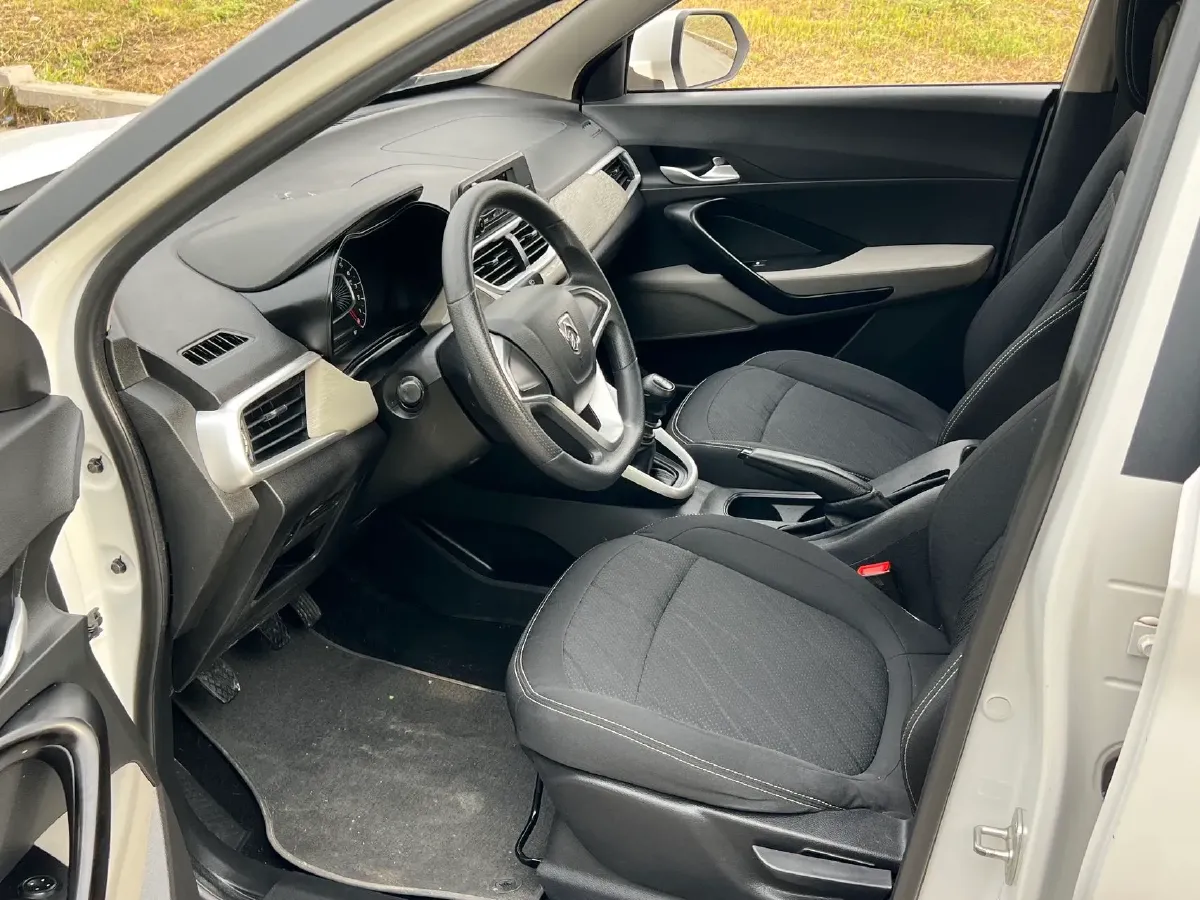 2019 BaoJun 510 1.5L 112HP L4 6MT,autocango,china used car exporter,china ev exporter,chinese used car exporter,chinese used ev exporter