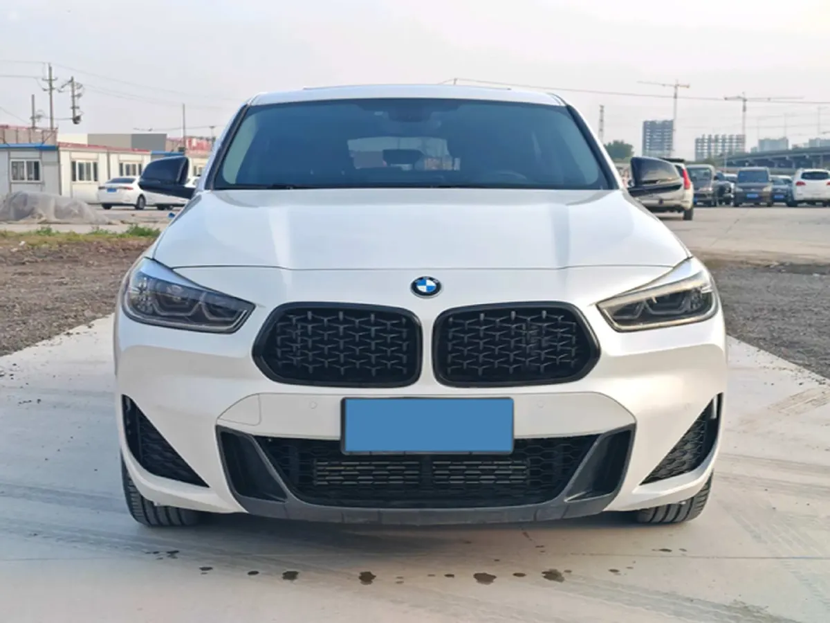 2023 BMW X2 2.0T 178HP L4 7DCT,autocango,china used car exporter,china ev exporter,chinese used car exporter,chinese used ev exporter