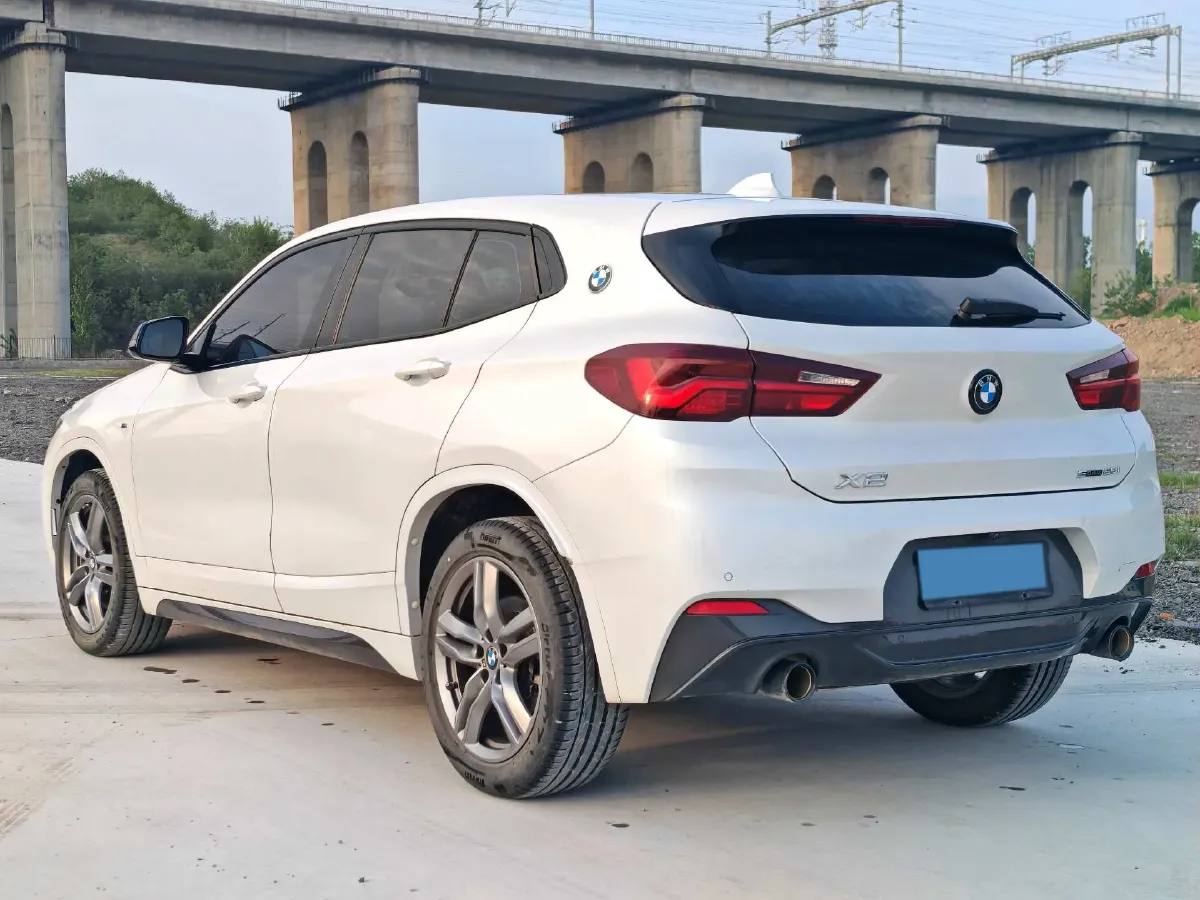 2023 BMW X2 2.0T 178HP L4 7DCT,autocango,china used car exporter,china ev exporter,chinese used car exporter,chinese used ev exporter