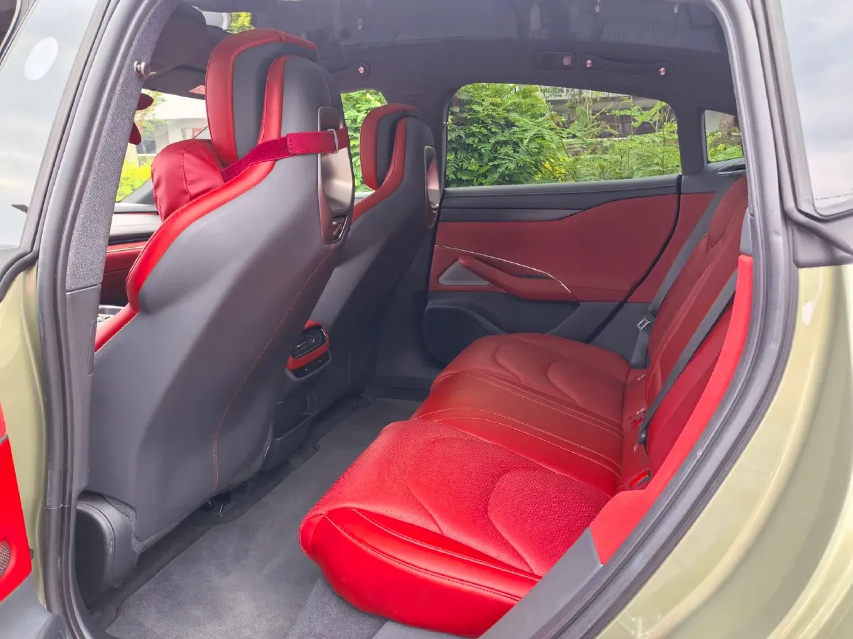 2024 MI SU7 BEV 94.3KWH,autocango,china used car exporter,china ev exporter,chinese used car exporter,chinese used ev exporter