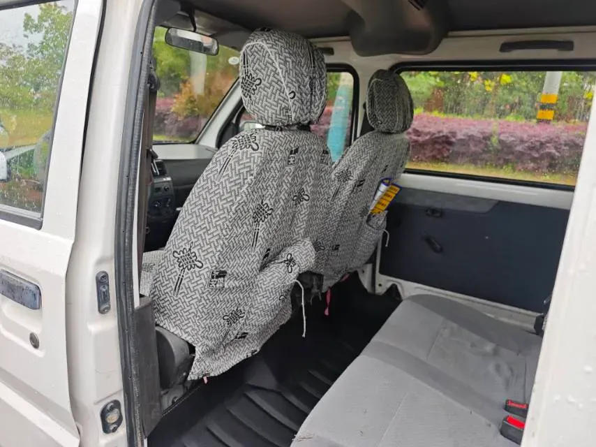 2017 WuLing RongGuang 1.5L 107HP L4 5MT,autocango,china used car exporter,china ev exporter,chinese used car exporter,chinese used ev exporter