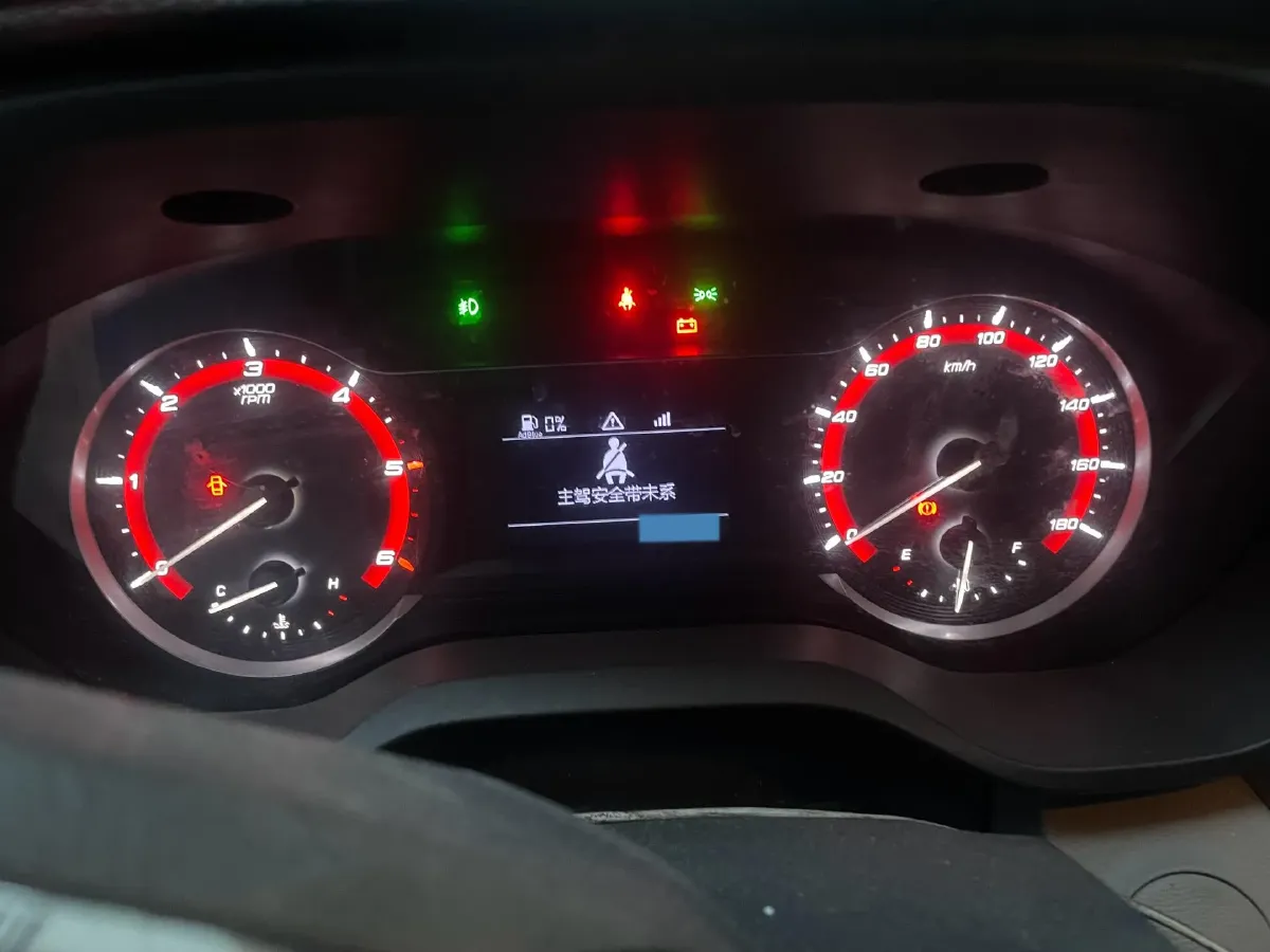 2020 MAXUS XinTu V90 2.0T 148HP L4 6MT,autocango,china used car exporter,china ev exporter,chinese used car exporter,chinese used ev exporter