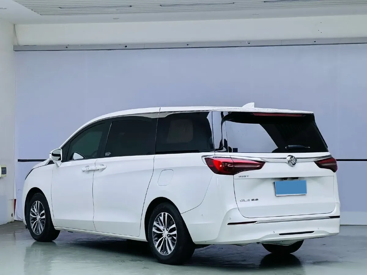 2021 Buick GL8 2.0T 237HP L4 9AT,autocango,china used car exporter,china ev exporter,chinese used car exporter,chinese used ev exporter