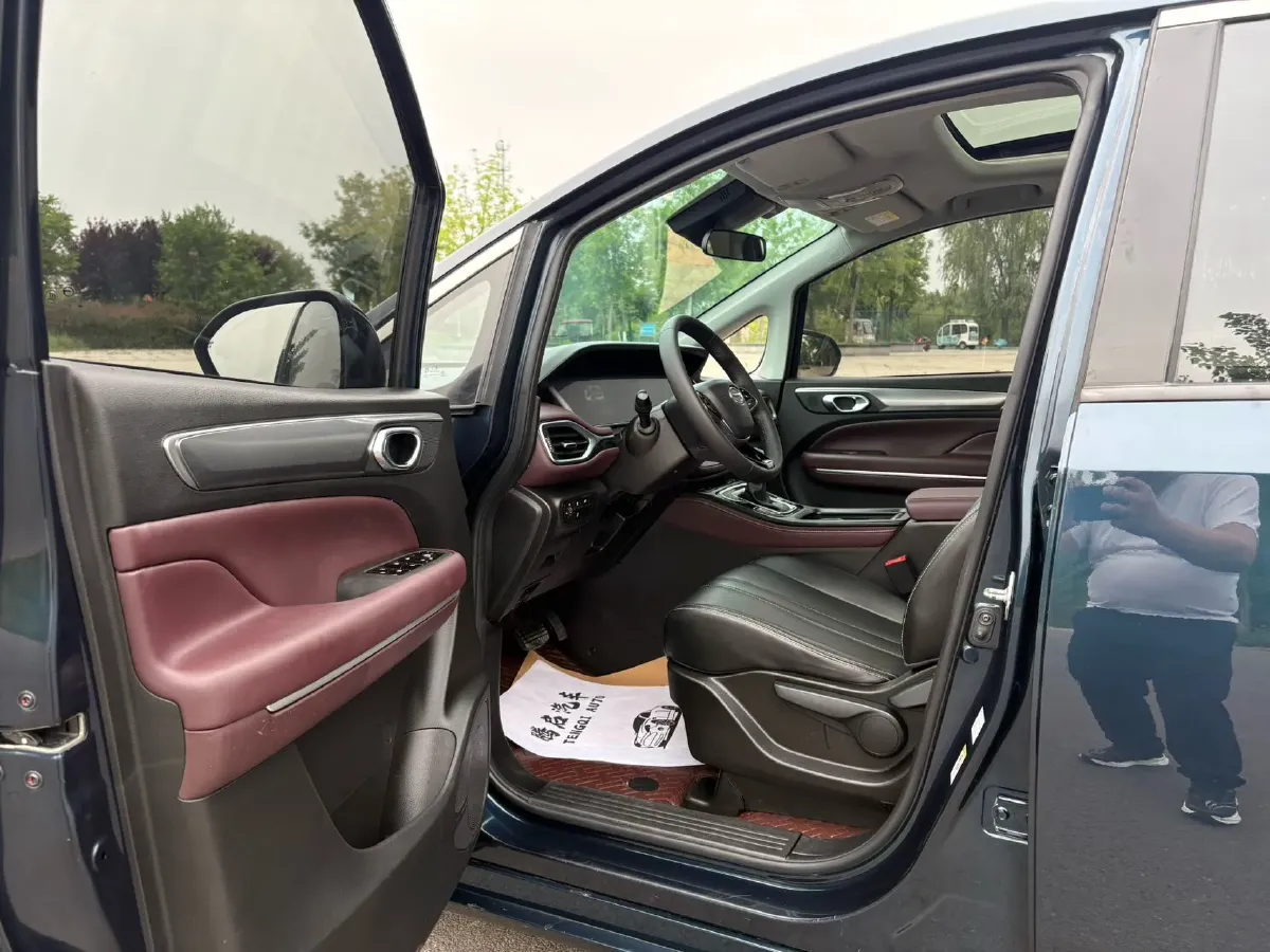 2021 GAC Trumpchi M6 1.5T 169HP L4 6AT,autocango,china used car exporter,china ev exporter,chinese used car exporter,chinese used ev exporter