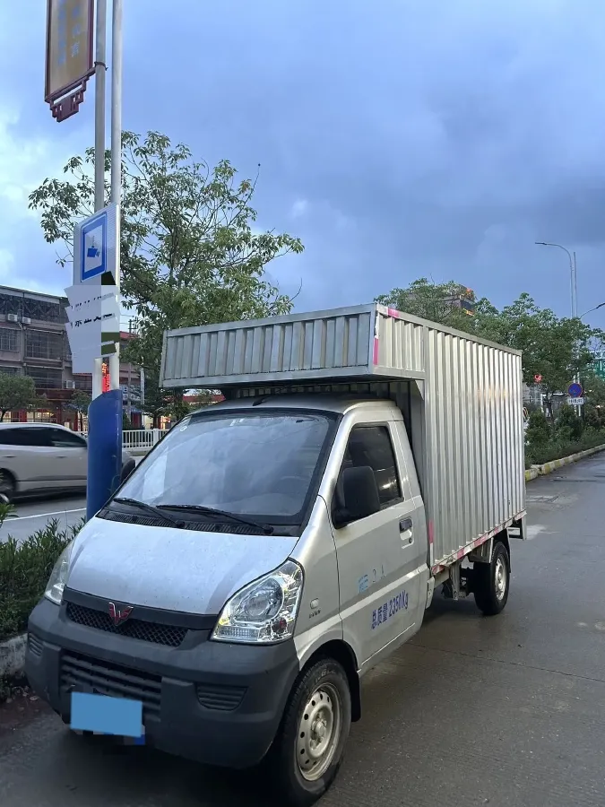 2019 WuLing RongGuang Mini Truck 1.5L 107HP L4 5MT,autocango,china used car exporter,china ev exporter,chinese used car exporter,chinese used ev exporter