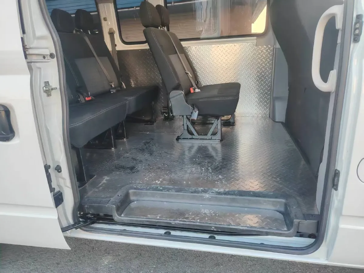 2024 MAXUS XinTu EV80 BEV 77KWH,autocango,china used car exporter,china ev exporter,chinese used car exporter,chinese used ev exporter