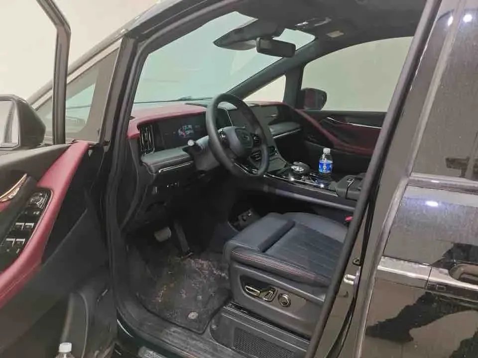 2025 GAC Trumpchi M8 2.0T 190HP L4 2DHT Hybrid,autocango,china used car exporter,china ev exporter,chinese used car exporter,chinese used ev exporter