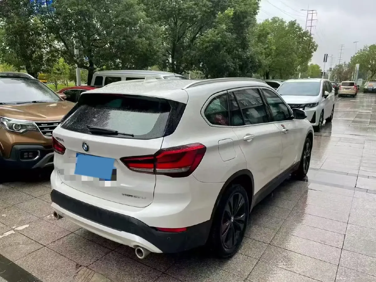 2020 BMW X1 1.5T 140HP L3 7DCT,autocango,china used car exporter,china ev exporter,chinese used car exporter,chinese used ev exporter